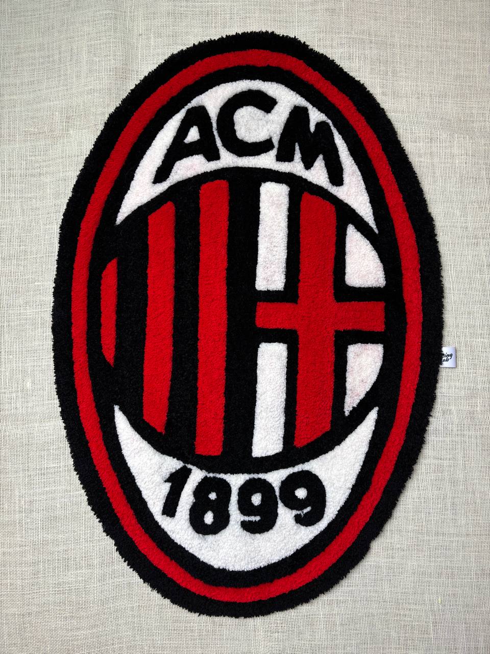 LOGO MILAN